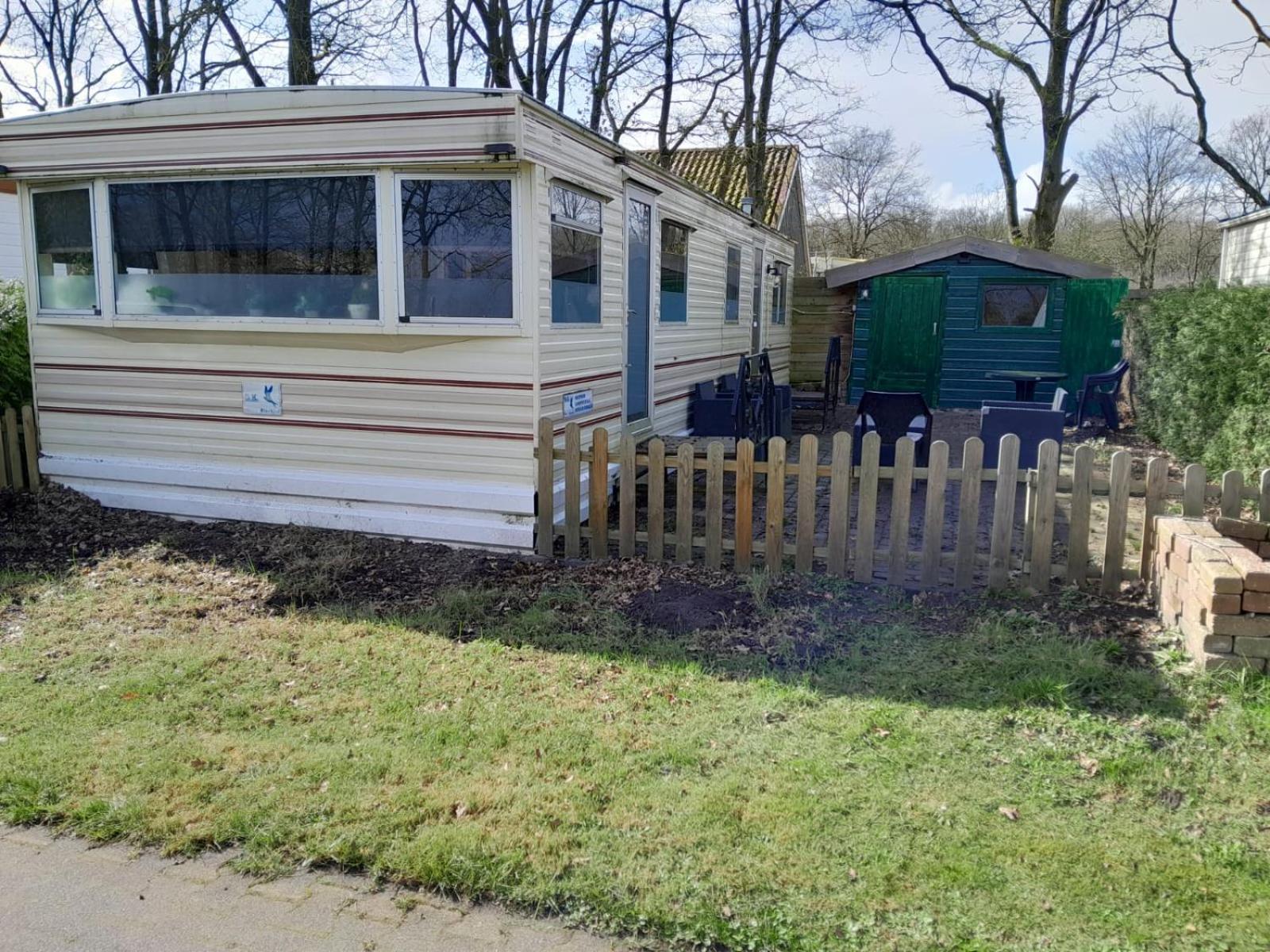 Chalet 14 Met Airco Familiecamping De Tien Heugten Schoonloo Drenthe 外观 照片